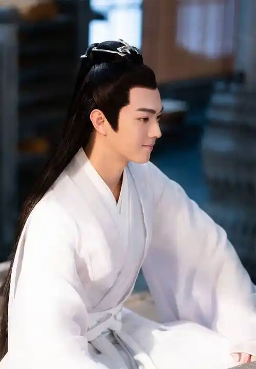 古风衣架子,这6位才叫古装美男,体态轻盈身姿绰约,撩人于无形