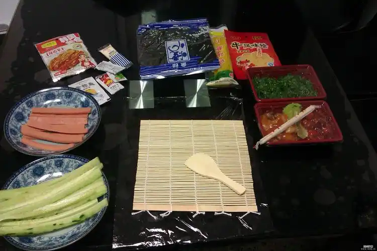 想问一下做寿司用的材料哪有卖