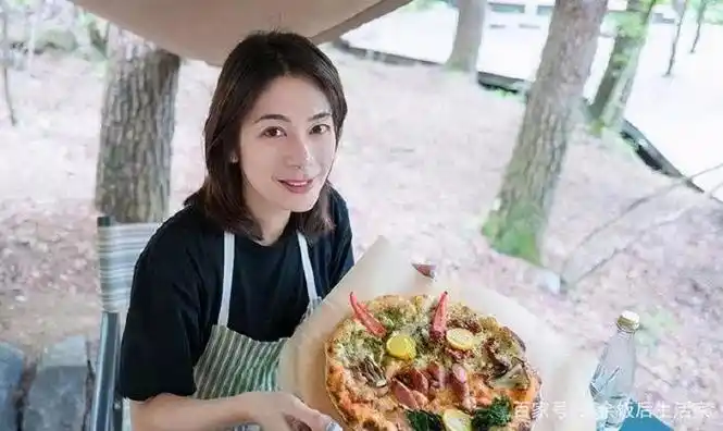 如今看来,这些绯闻应该是真的,如果不是真的,吕庆欣也不会因为这件