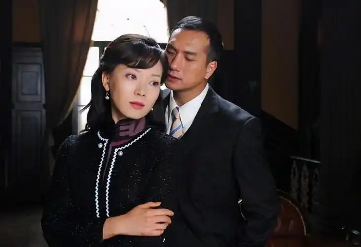 《倾城之恋》二婚女人白流苏,靠什么赢得爱情,收获美满的婚姻?