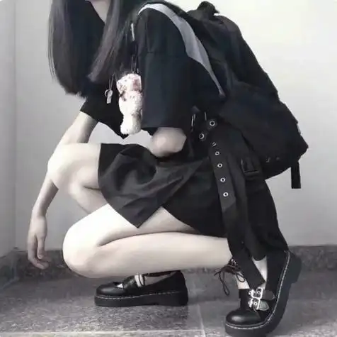 女生头像不露脸真人高冷