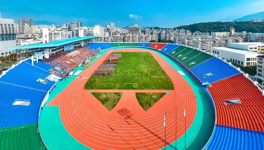 龙岩体育中心田径场被确认为"国家级ii类田径场地"_龙岩市人民政府