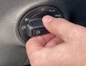 【教练支招】雾灯到底在哪开?怎么除雾最有效?