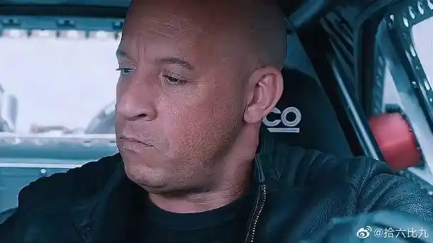 幸好多姆及时出现,要不能整个小队都会全军覆没