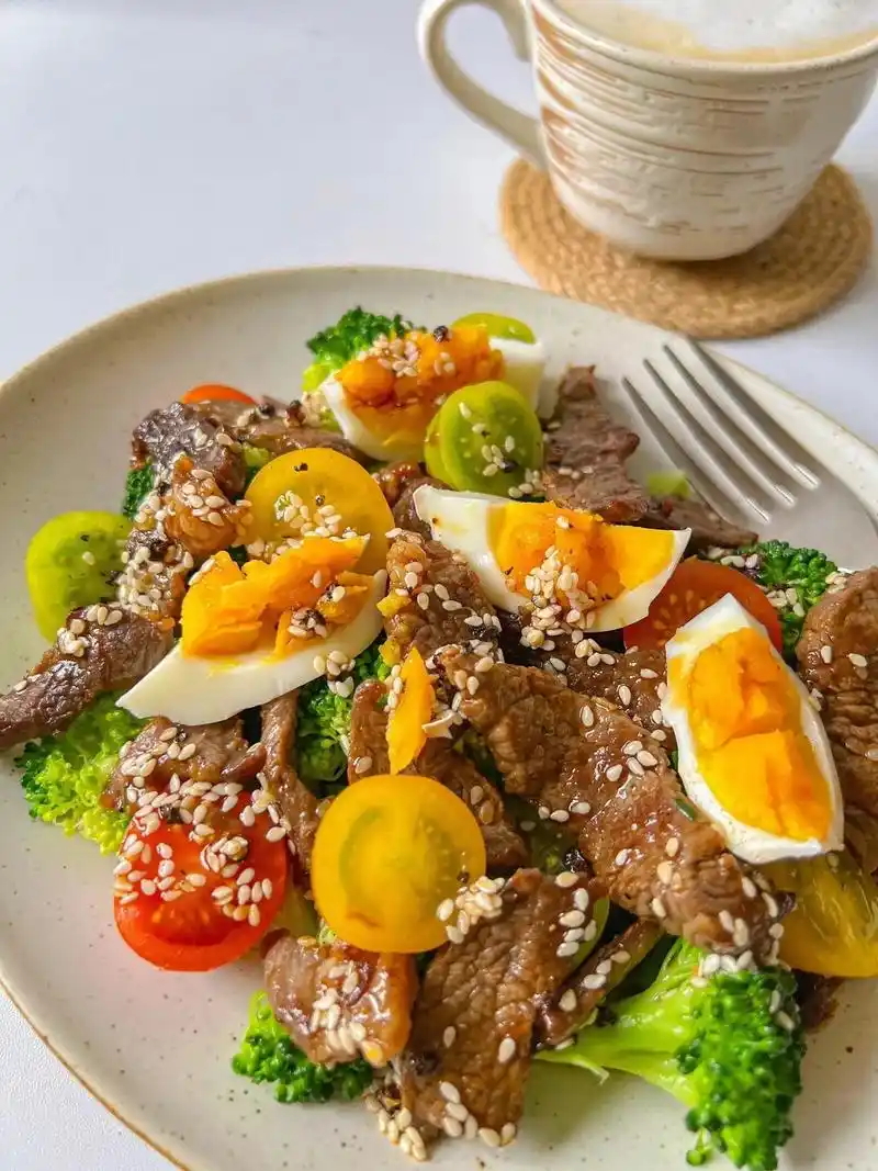 快乐减脂餐 | 西兰花牛肉沙拉01 食材