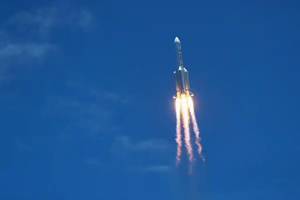 2021迎来中国航天大年长征三剑客共建空间站天问一号择机着陆火星