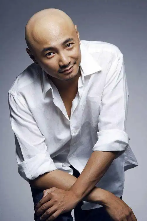 光头明星男演员,明星光头男演员-图片大观-奇异网