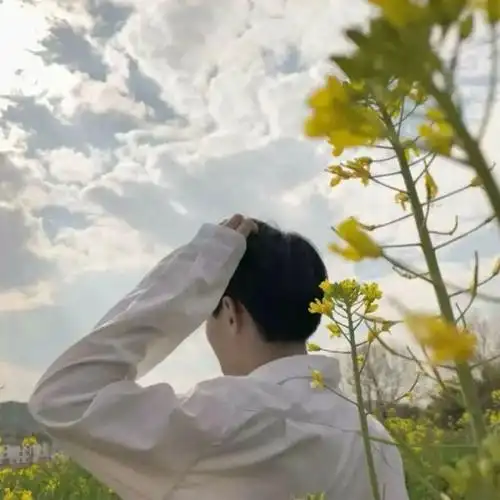 男兄弟头像-再坚持一下,世界的温柔都在等你