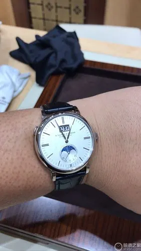 新入手朗格萨克森月相384026