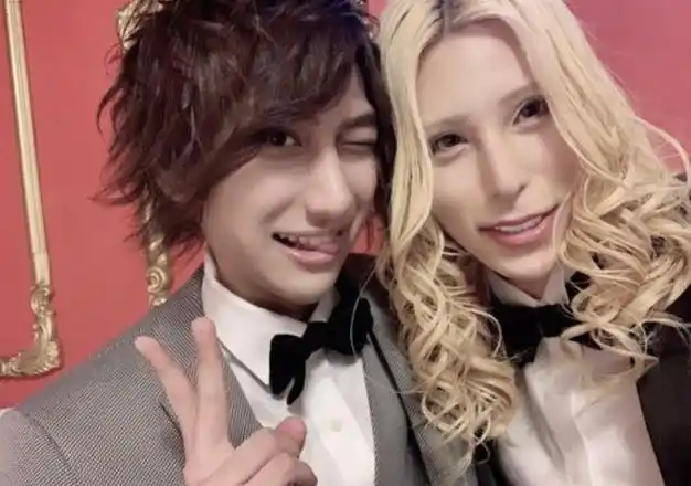 上世纪日本牛郎头牌曝光颜值和气质逆天吊打现在的牛郎十条街