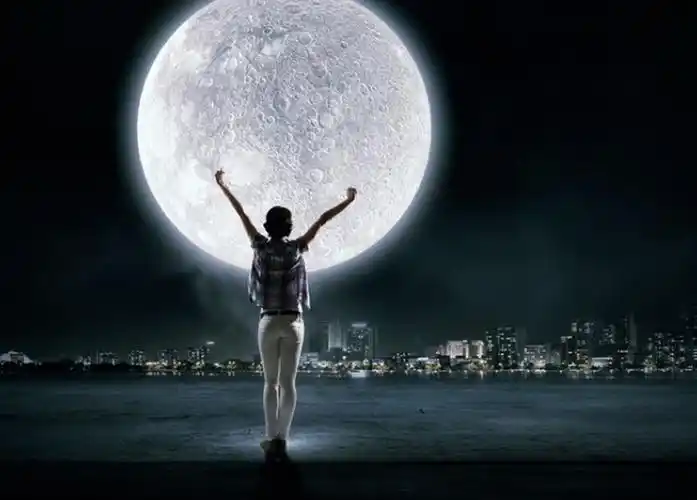 科学家已经证实女性月经与月球周期的关系