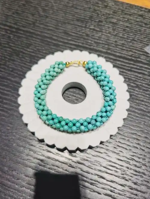 渐变绿松石小米珠手链