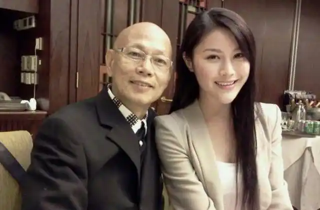 让女星陪睡,记录没删,交易过程被曝光|娱乐行业|富商|刘俐_新浪新闻