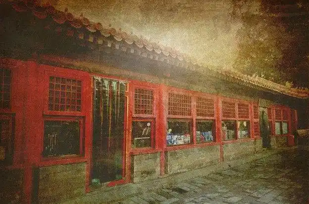 就像汉代的长门宫其实就是一处冷宫,是废皇后陈阿娇居住的地方.