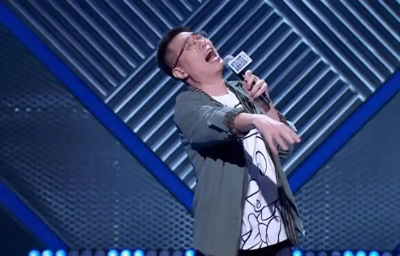 原创原创周奇墨获得第四季脱口秀大会总冠军是爆冷夺冠