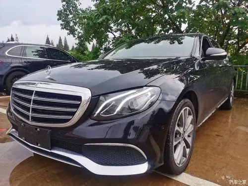 出一台19年奔驰立标e200