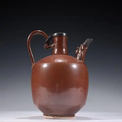 宋代 定窑酱釉执壶