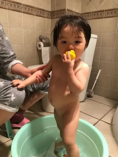 我爱洗澡,皮肤好好.
