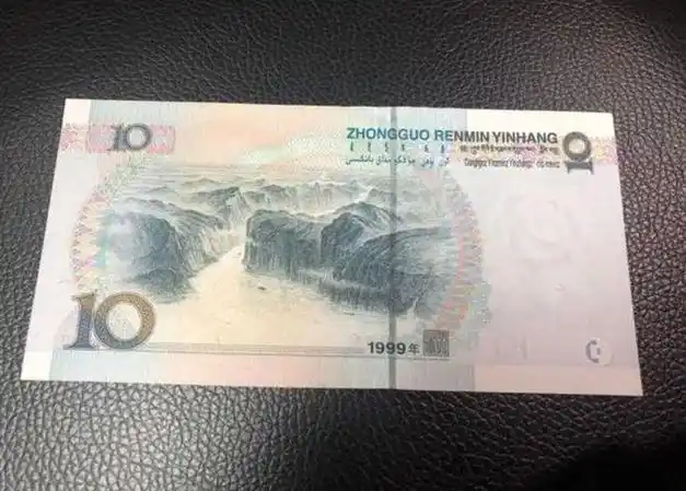 已经有一种是毫无争议的币王,在近几年更是不断上涨,单张已经要几十万