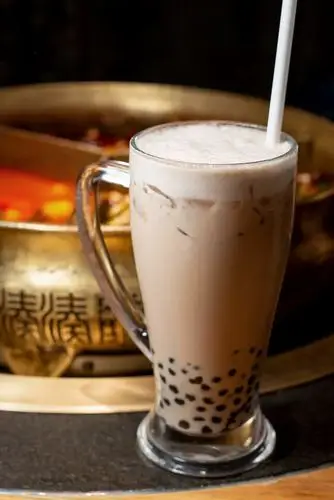 凑凑的 台式麻辣 锅 也是老婆的至爱,台式锅惯用红枣,枸杞等滋补食材