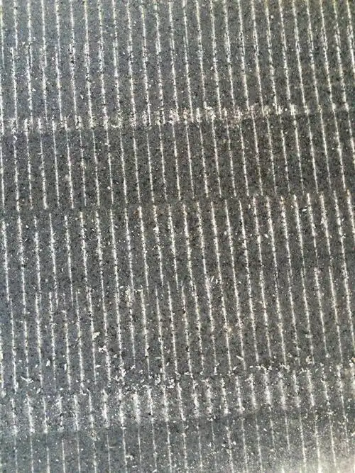 芝麻黑  斧剁面