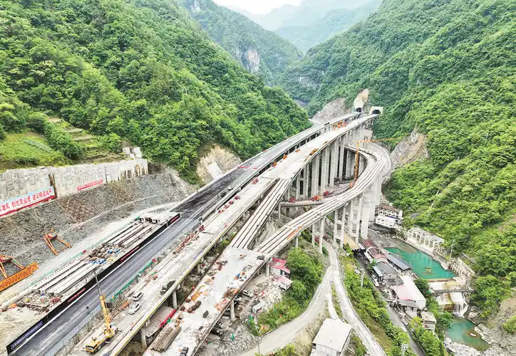 重庆城开高速鸡鸣至谭家段6月底通车