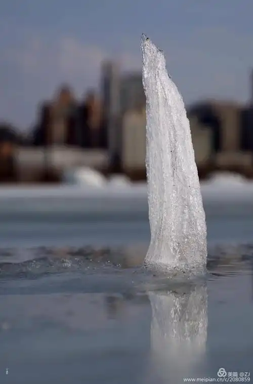 冰是水千里征途上的小息
