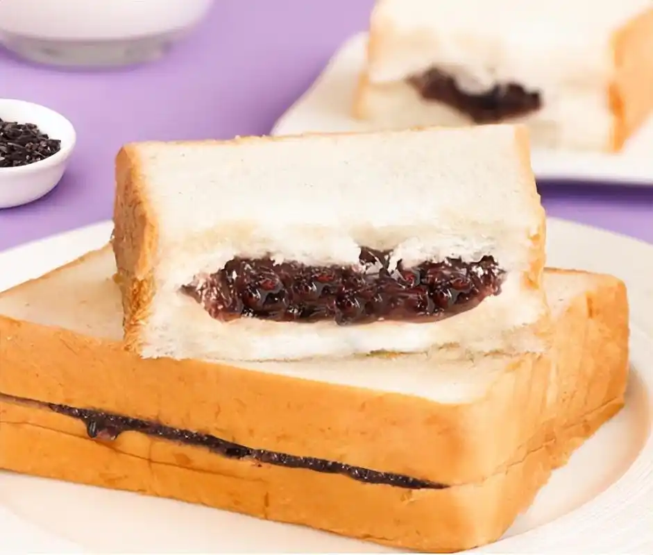 安利所有人!桃李面包的紫米馅夹心吐司好好吃
