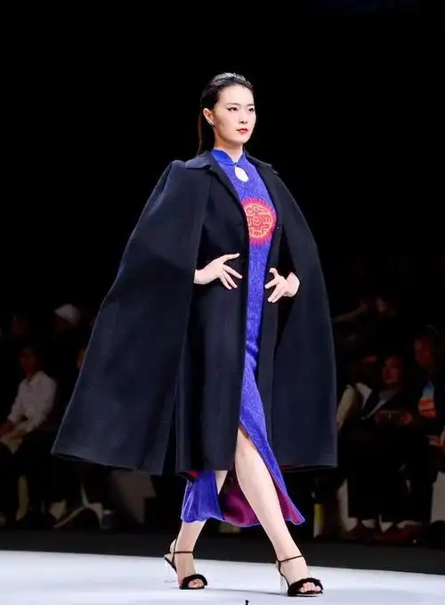 作品列表_上海新时代模特学校 | 服装表演|职业模特|艺考模特|平面