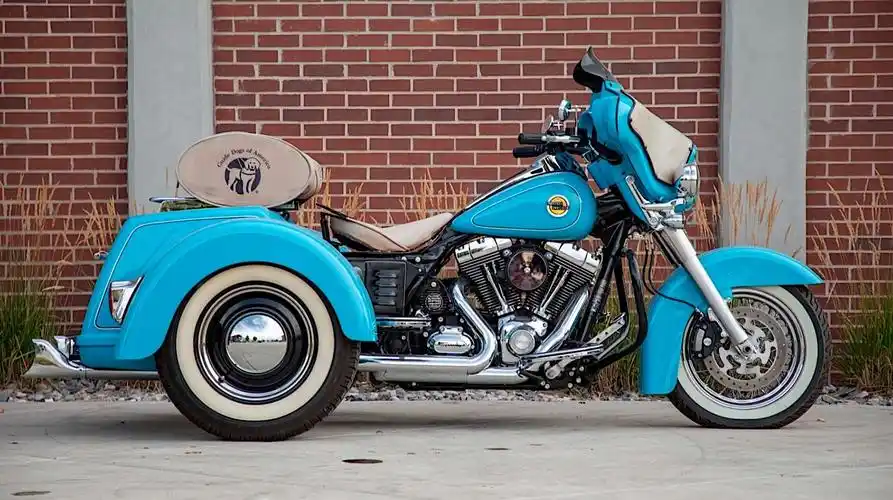 致敬经典罕见的哈雷正三轮摩托车