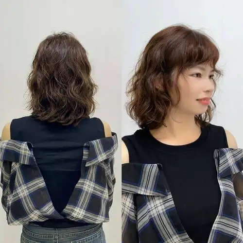 yyds
圆脸方脸都适合的低层次发型
锁骨发简约高层次气质甜美修颜