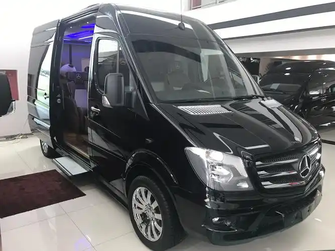 奔驰斯宾特商务车七座版尊享商务生活