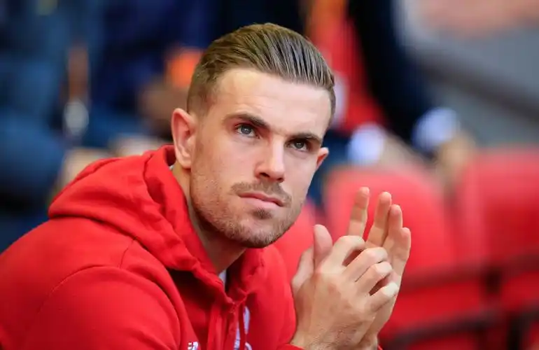 亨德森我把批评声当成燃料和动力挫折只会让我更加强大