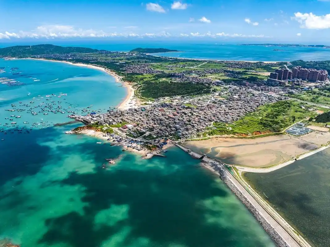 夏天慢游平潭岛的旅行.刷攻略,环岛旅游,住在城市民宿,无锡出 - 抖音