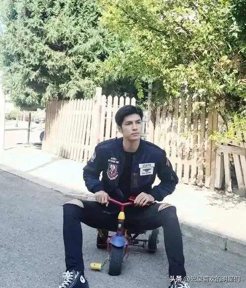 盛势中的男主角徐峰真帅气,男人味十足哦,行走的荷尔蒙!