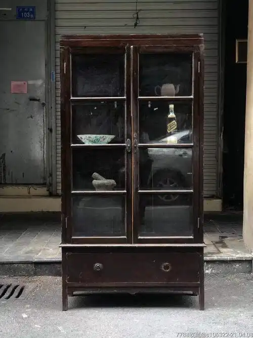 民国时期两组合书柜摆件柜