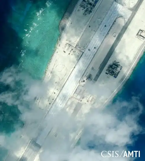 美智库公布南海美济礁及渚碧礁卫星图片2