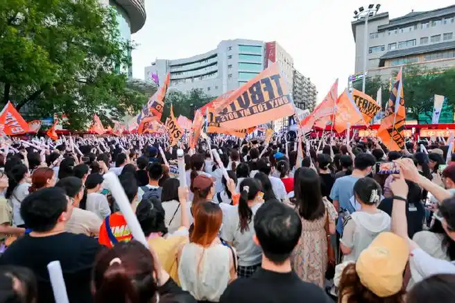 tfboys粉丝十年之约巡回演唱会##tfboys十年之约演唱会官宣