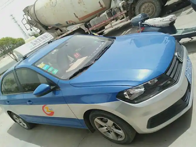 新款桑塔纳出租车