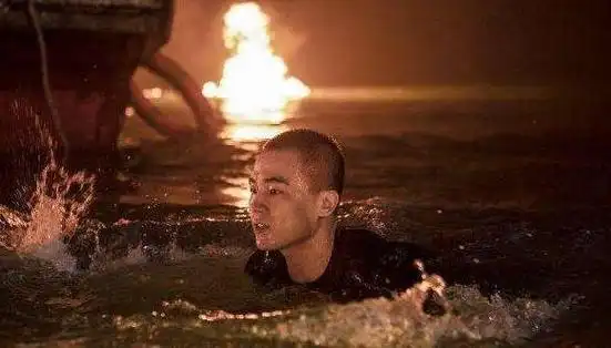 娱乐圈这7位"硬汉"接班人,个个一身正气,欧豪,韩东君在列