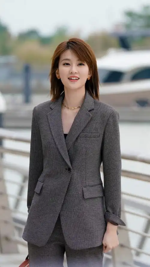 小风暴之时间的玫瑰林沃乔欣