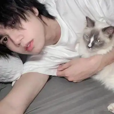 帅哥真人头像ins