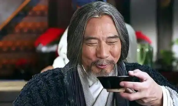 很多古人喝酒就跟喝水一样,那么汉代人喝得是什么酒?