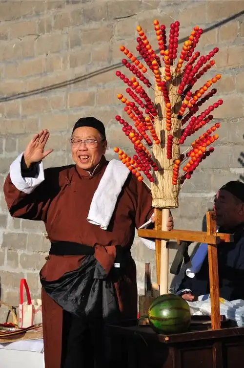 迎新春逛庙会感受老北京民俗文化