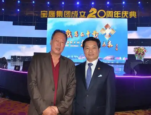 但是黄楚龙却不同,他手中的星河集团虽然从规模这些方面无法与大型的