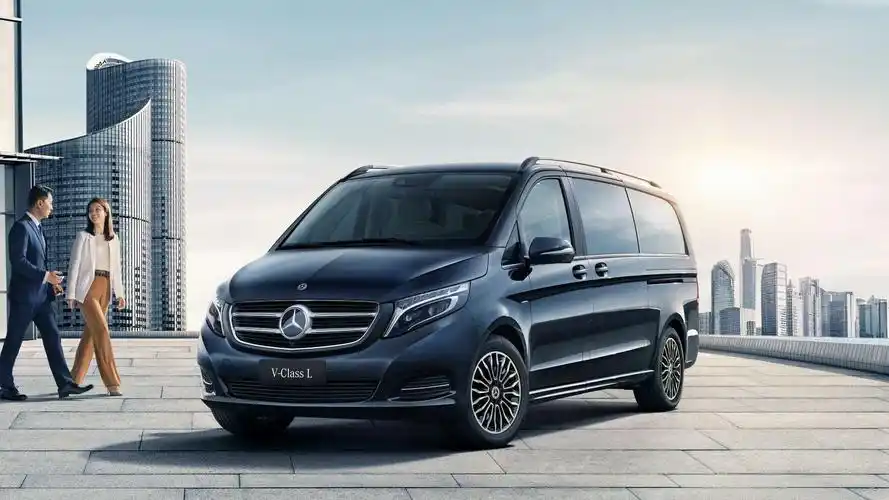 新款奔驰v260l高顶七座商务车 长轴距豪华版