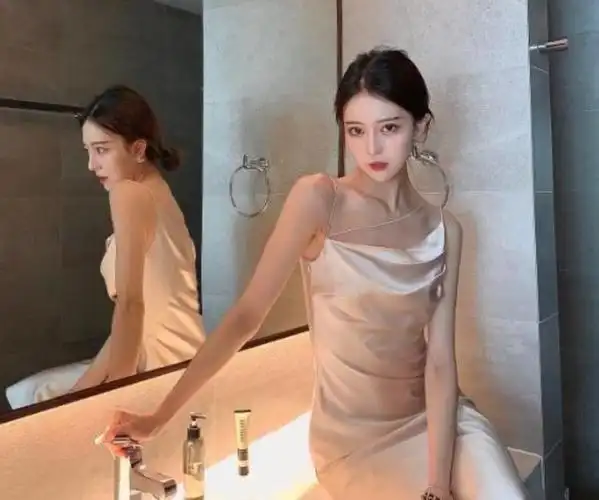 高端玩家网红海王翻车富二代仍不肯退婚好身材或是关键