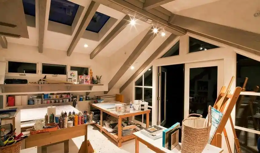 家庭工作室装修效果图