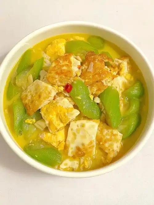 一人食之每日吃什么不踩雷丝瓜闷荷包蛋