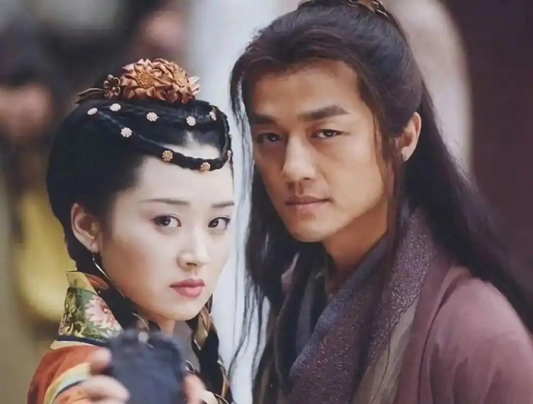 《笑傲江湖》李亚鹏版演员表?这部剧是哪一年播出的?